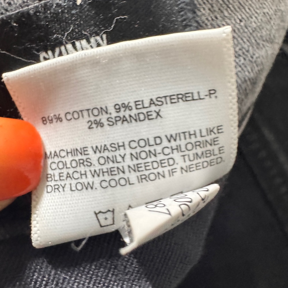 Express Frayed Hem Women's Jeans in Charcoal - Picture 10 of 12